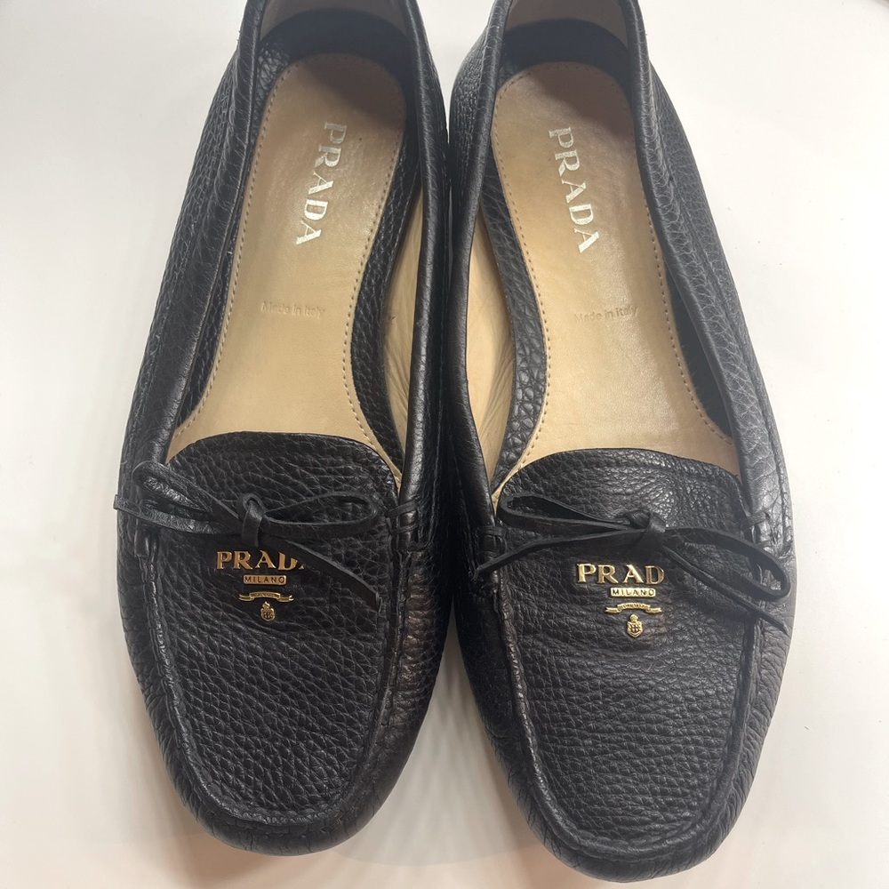 Prada pebbled leather bow driving loafers